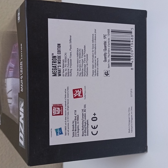 NWT DZNR Transformers Megatron Collectible Action Plush 7" What’s Inside Edition - Picture 8 of 9